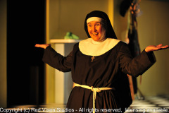emw_20140917_205120_Gilbert_Nunsense_1371